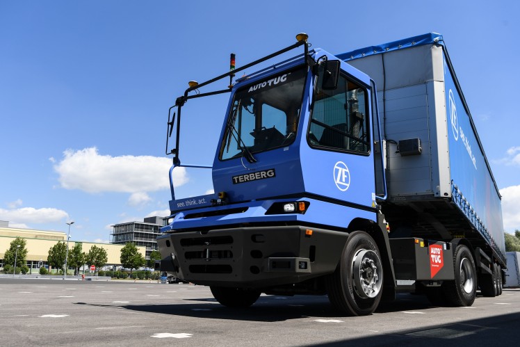 采埃孚智能技术使仓库物流管理变得更加高效 安全