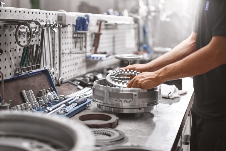 ZF Remanufacturing Torque-Converter Assembling