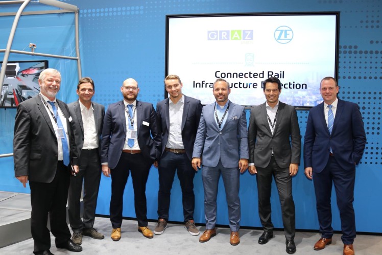 Grazer Straßenbahnen ab 2019 effizienter und zuverlässiger: Intelligentes Typenschild sowie Infrastrukturüberwachung von ZF gehen in Serie 