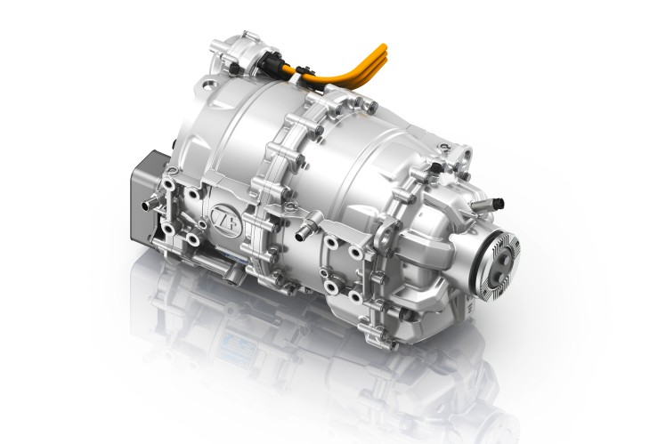 The CeTrax central drive for commercial vehicles from ZF
