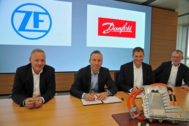 ZF und Danfoss schließen strategische Partnerschaft