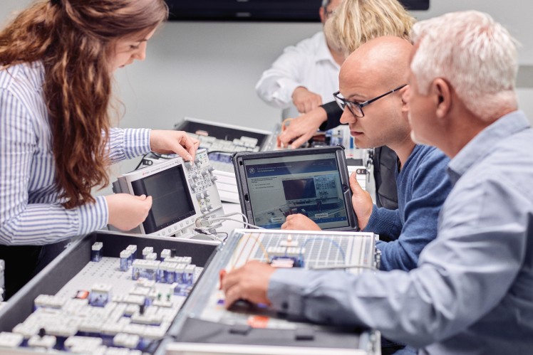 ZF Aftermarket's high-voltage training courses