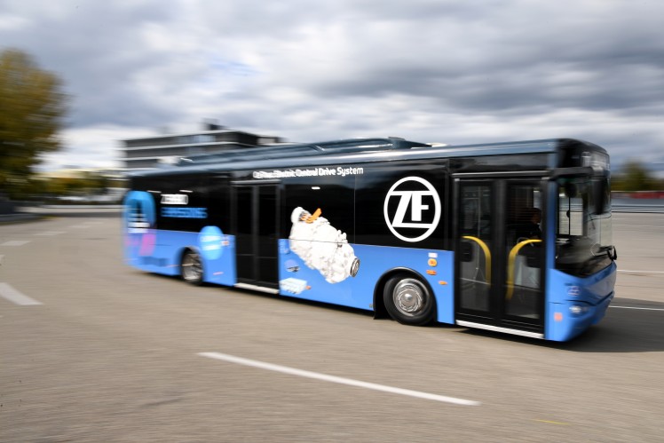 ZF is developing its worldwide e-mobility portfolio for commercial vehicles on a larger scale.