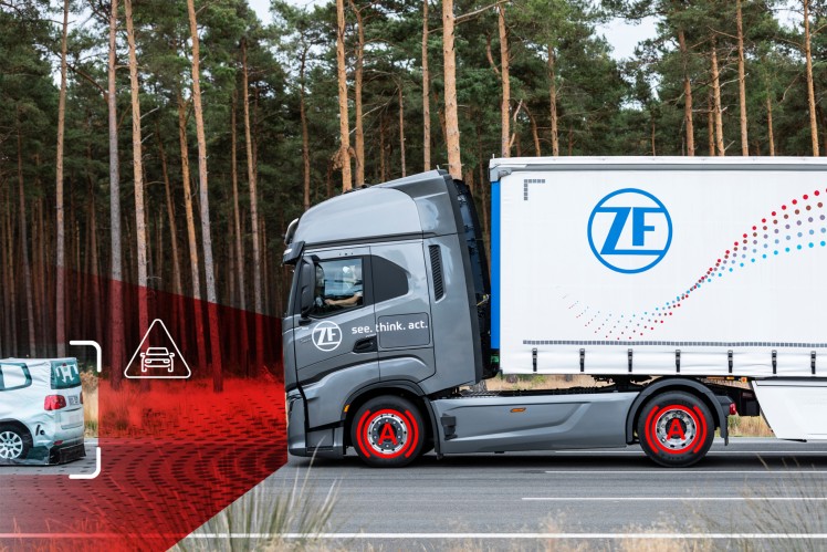 ZF’s Safety Innovation Truck with OnGuardMAX