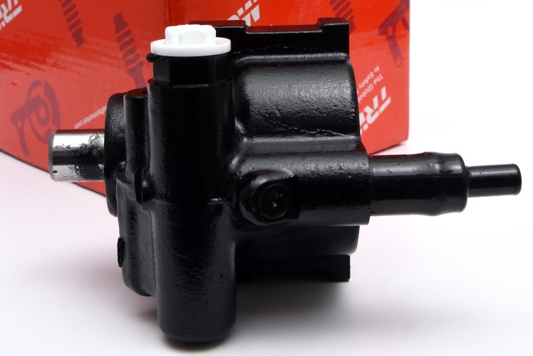 ZF Aftermarket ensina como trocar a bomba de direção hidráulica no Canal Amigo Bom de Peça