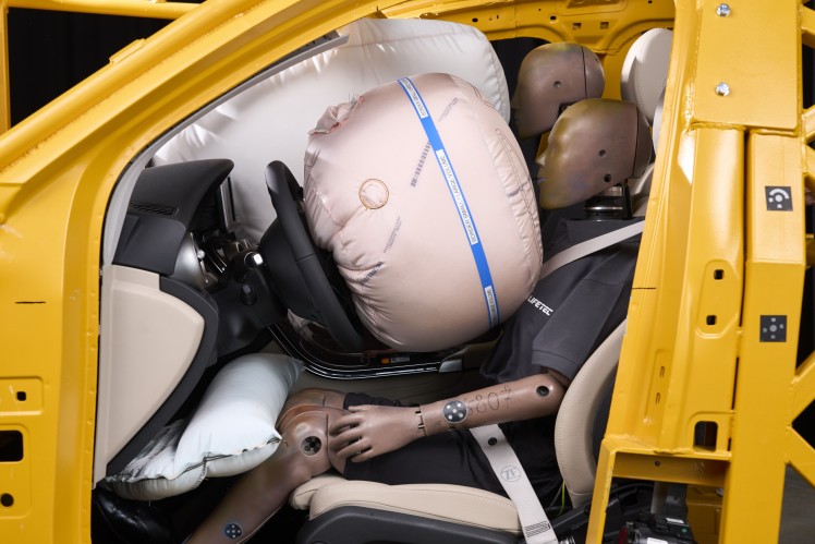 ZF LIFETEC's Dual Contour Airbag