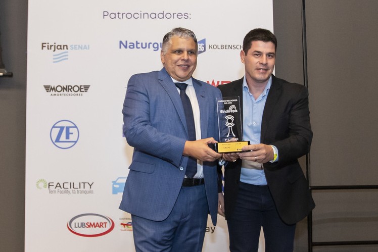 ZF Aftermarket conquista o prêmio “Melhores do Ano Sindirepa” com a marca SACHS