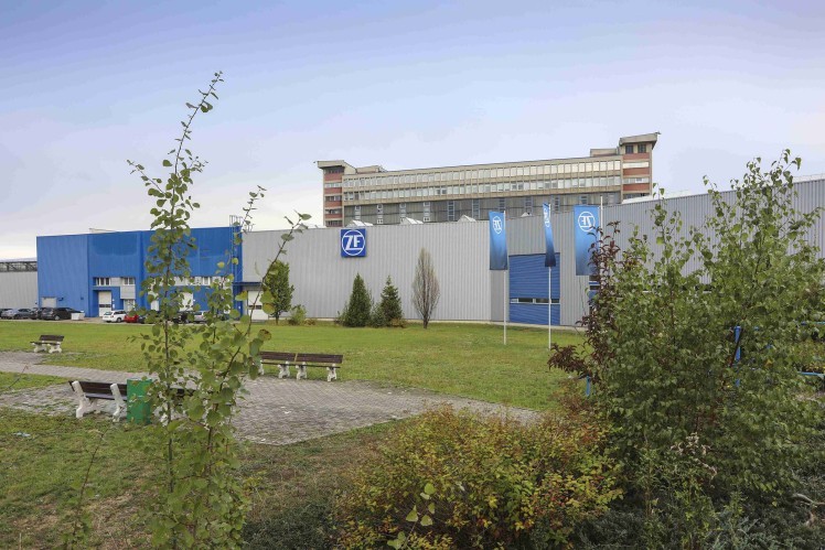 Exteriér závodu ZF Automotive Czech v Jablonci nad Nisou