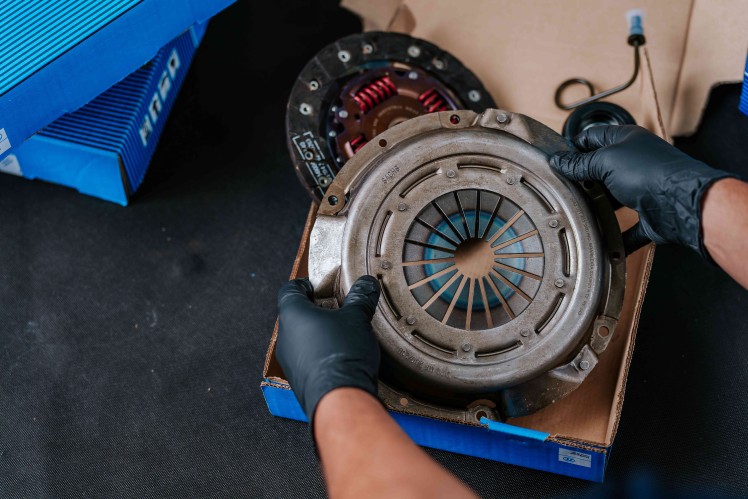ZF Aftermarket lança novos kits de embreagem SACHS para veículos leves