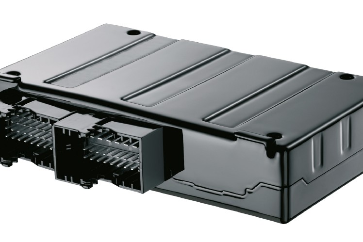 ZF nacionaliza unidade de controle eletrônico para veículos comerciais no Brasil 