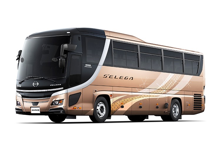 ZF’s TraXon 2 with Intarder Debuts in HINO’s New S’elega Coach in Japan