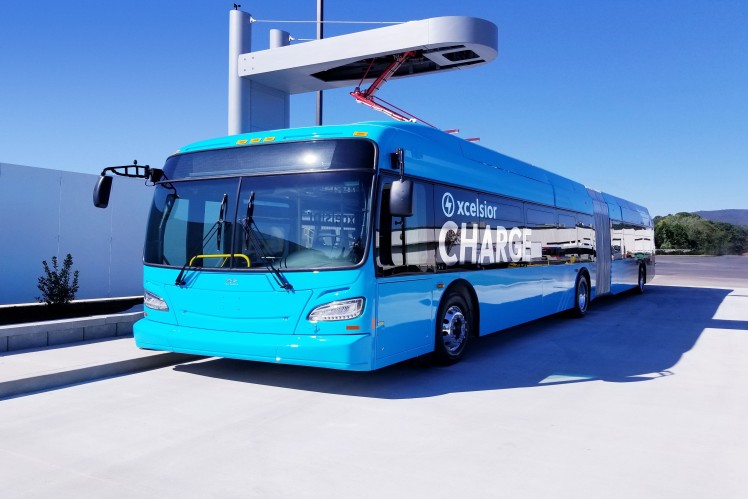 截止2020年，美国多个城市的公共交通公司将共计启用100辆Xcelsior CHARGE™型号巴士